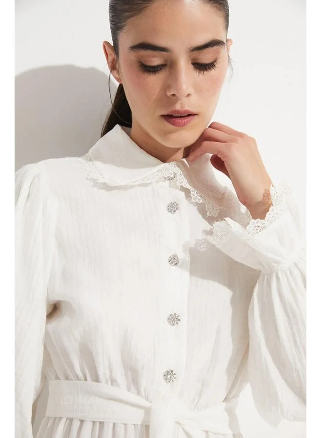 جون White Belted Maxi Dress