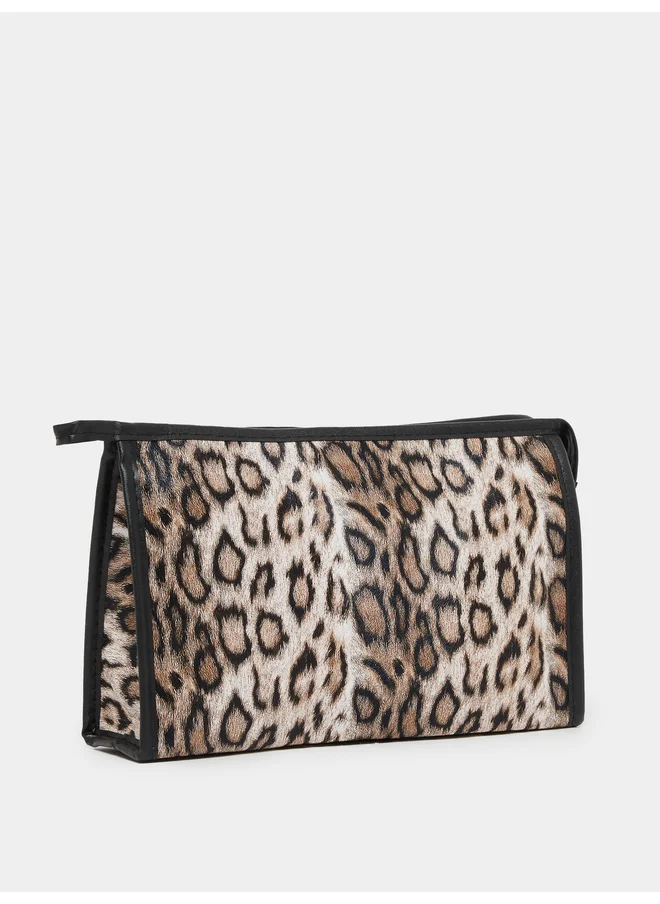 ستايلي Styli Animal Print Washbag with Zip Closure