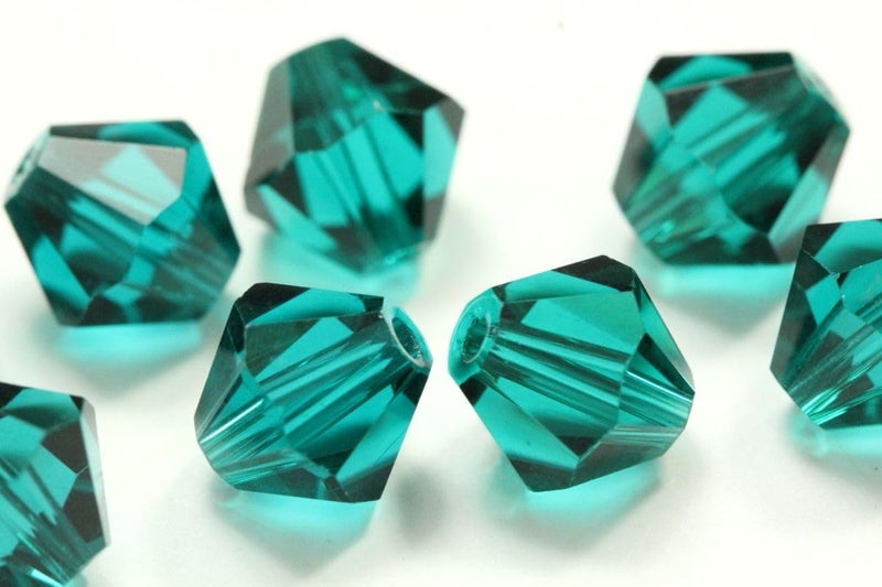 Adabele 100pcs Adabele Austrian 4mm (0.16 Inch) Small Faceted Loose Bicone Crystal Beads Emerald Green Compatible with Swarovski Crystals 5301/5328 SSB424 - Image 2