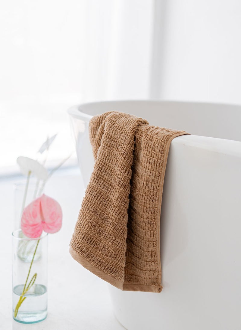 More cottons  منشفة ديلايت جاكار 600 جرام لكل متر مربع 70*140 سم 