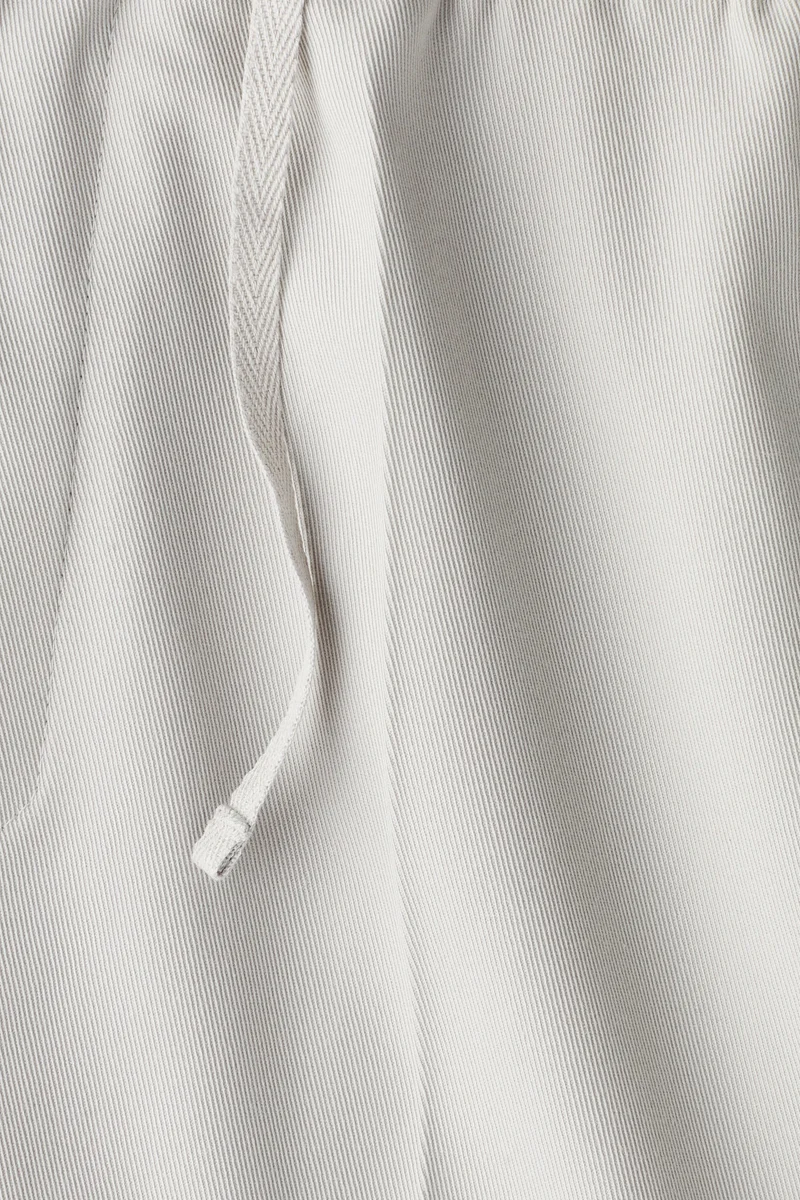 H&M Slim Fit Twill trousers