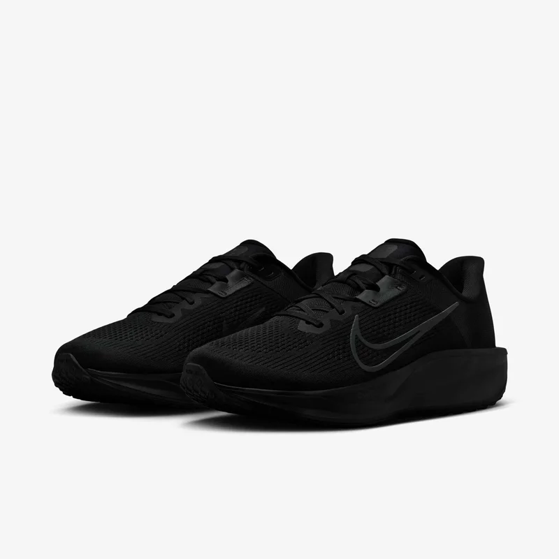 Nike Men's Quest 6 Road Running Shoes