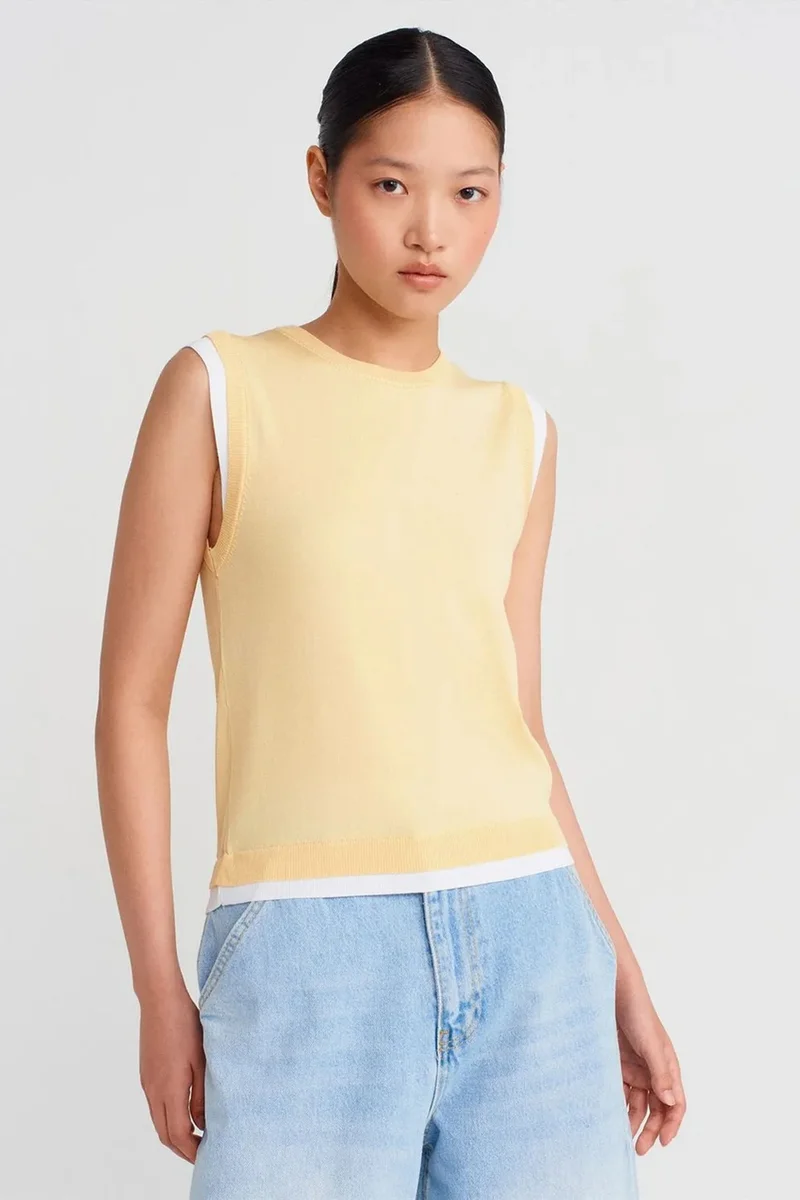 DILVIN Sleeveless Ribbed Knit Shell Top