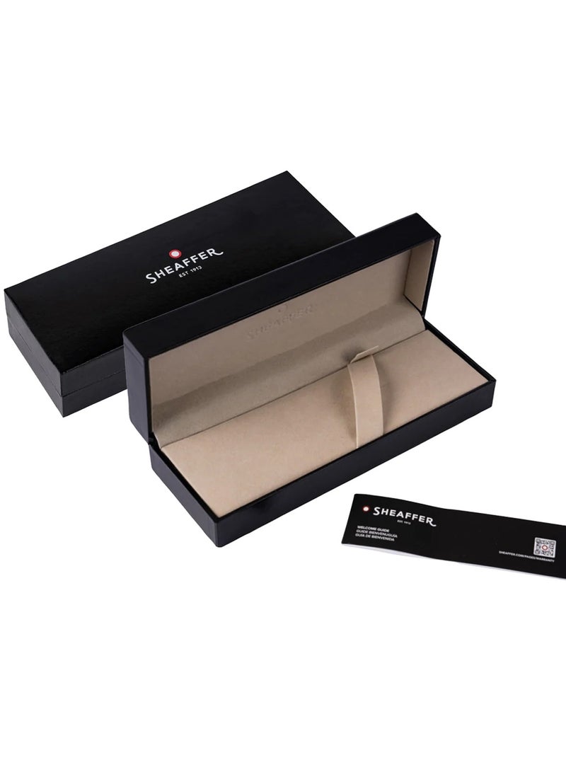 Sheaffer® SAGARIS 9471 Gloss Black Ballpoint Pen With Gold Tone Trim - Image 5