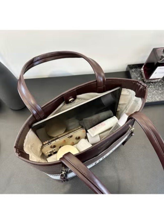 Chloe Canvas - Leather Tote：Logo Stripes, Timeless Warmth  41cm*25cm*15cm - Image 4