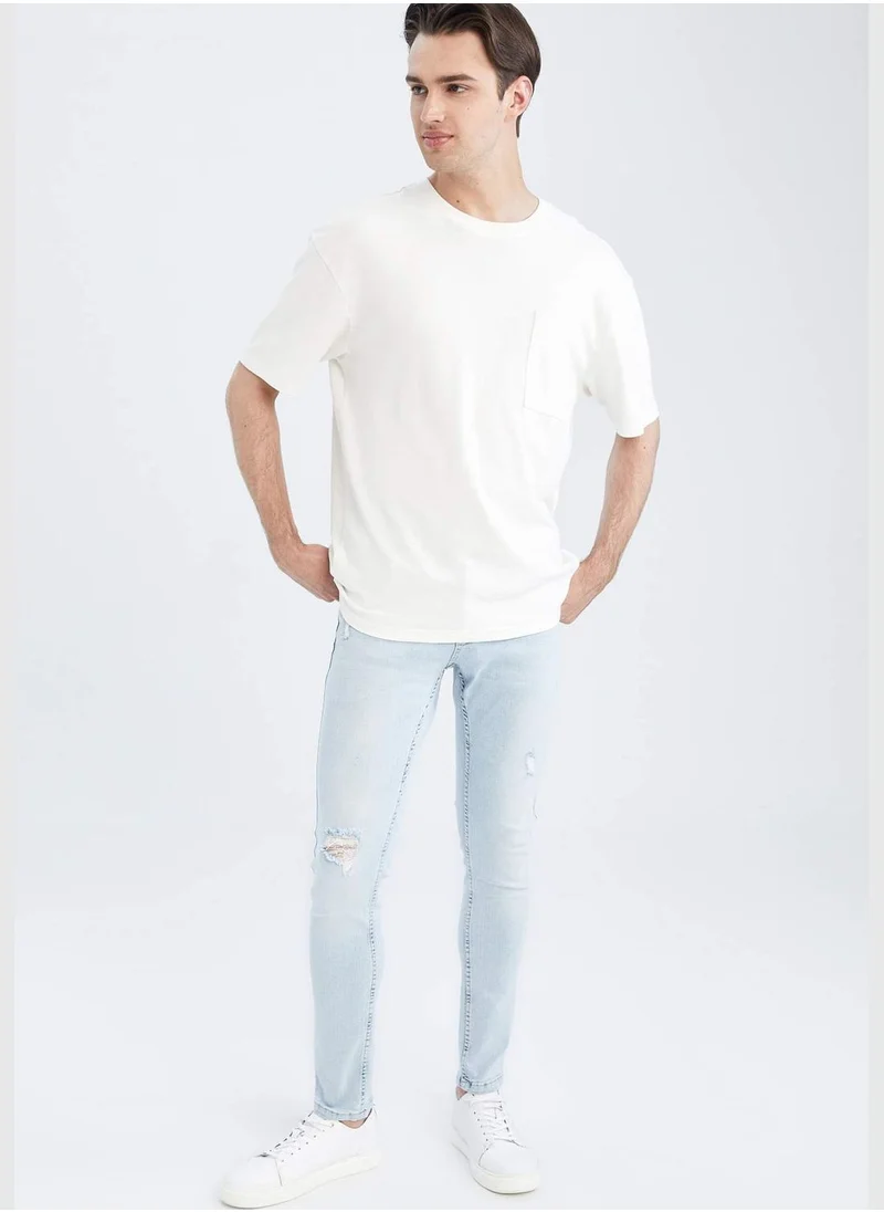 DeFacto Comfort Fit Straight Leg Jeans