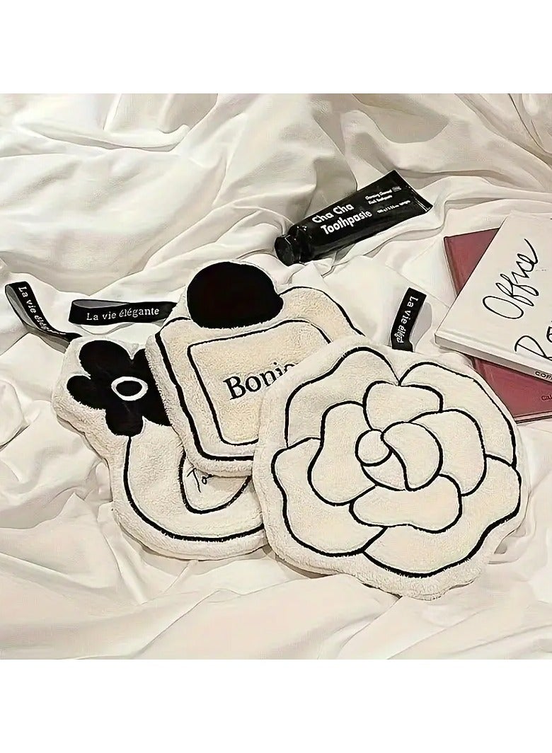 يوكانبي مجموعة من 3 مناشف يد فرنسية فائقة النعومة مع زهرة الكاميليا، مناشف امتصاصية للمطبخ والحمام، خالية من الوبر، امتصاص ممتاز، نمط هندسي عصري لتزيين الحمام - Image 1