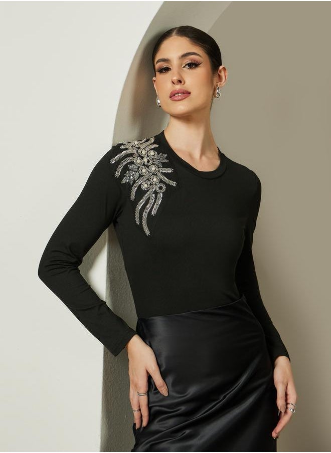 Styli - Embroidered Round Neck Knit Top - Image 1