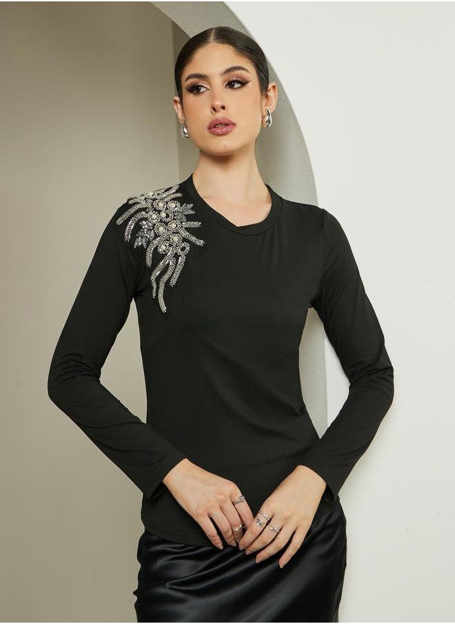 Styli - Embroidered Round Neck Knit Top - Image 1
