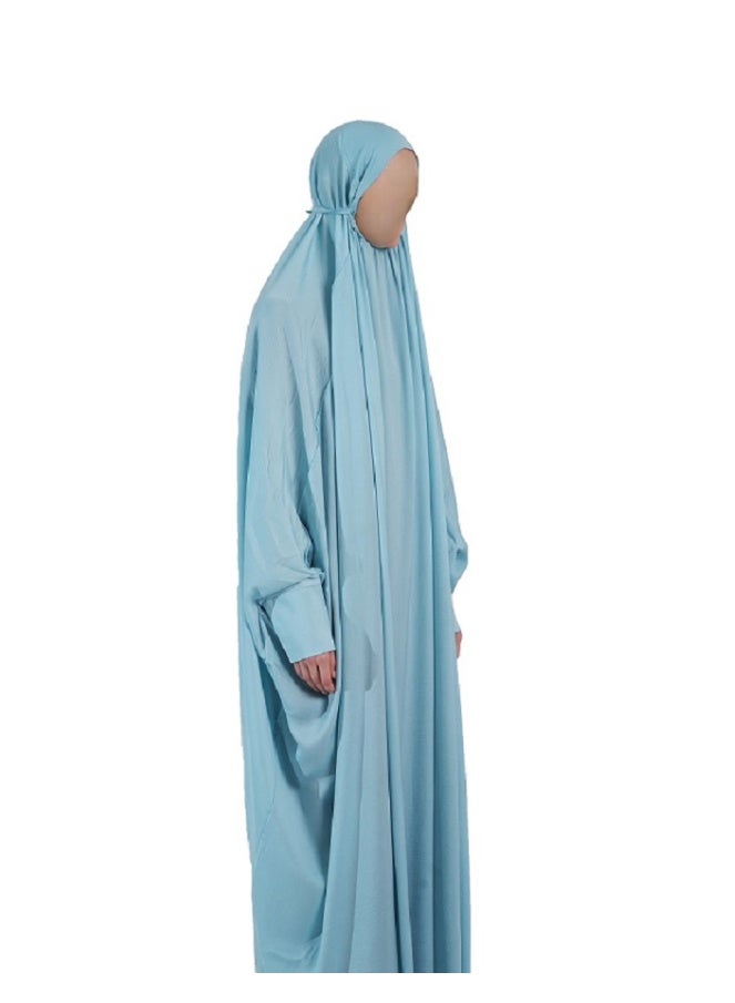 حجاب وعباءة صلاة باللون الأزرق الفاتح من ناشوة بوتيك - Image 2
