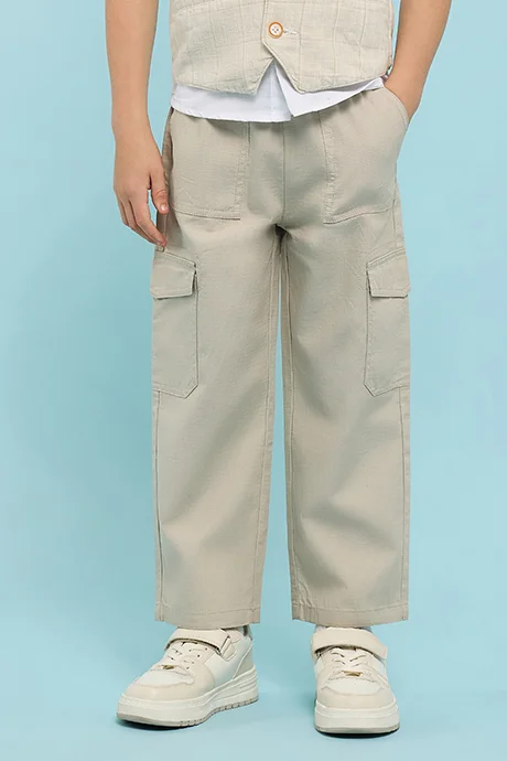 أر أند بي Solid Cargo Pants with Button Closure
