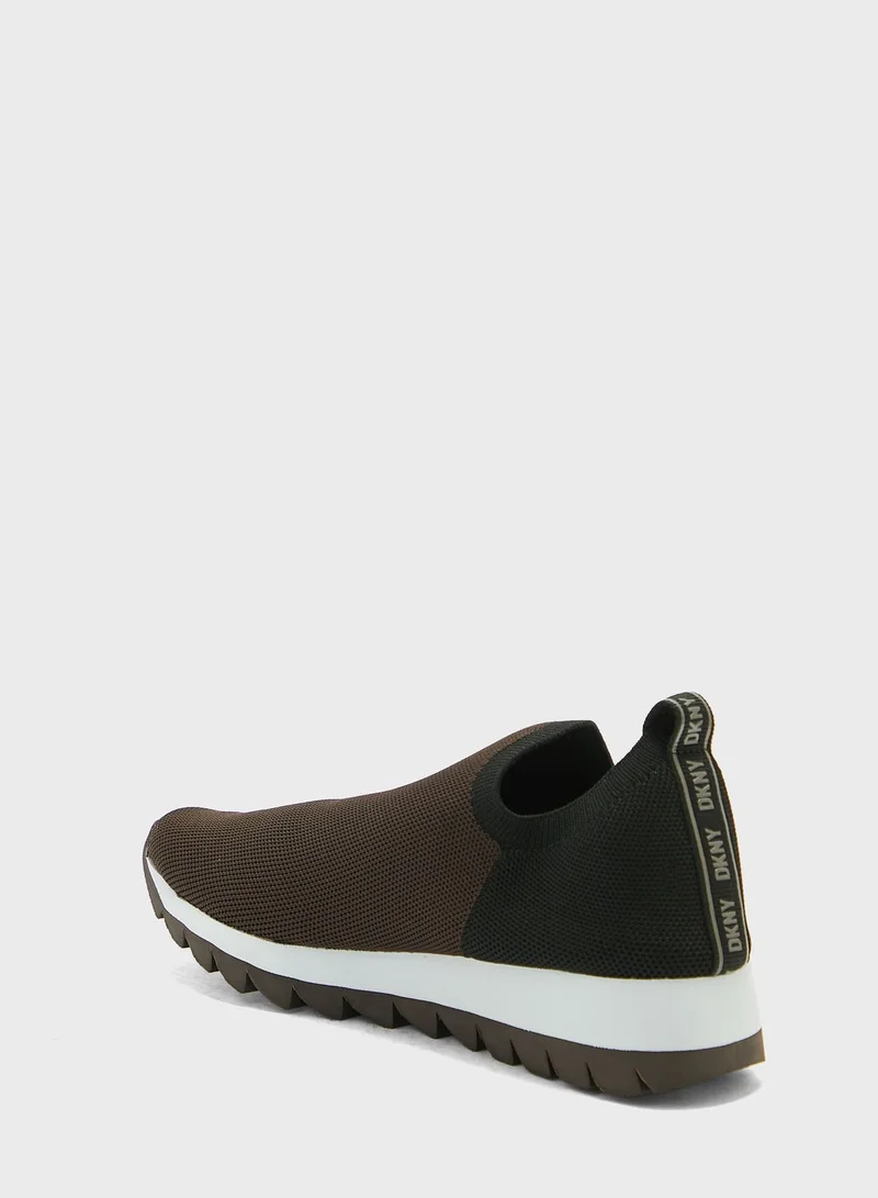 DKNY Azer  Low Top Sneakers