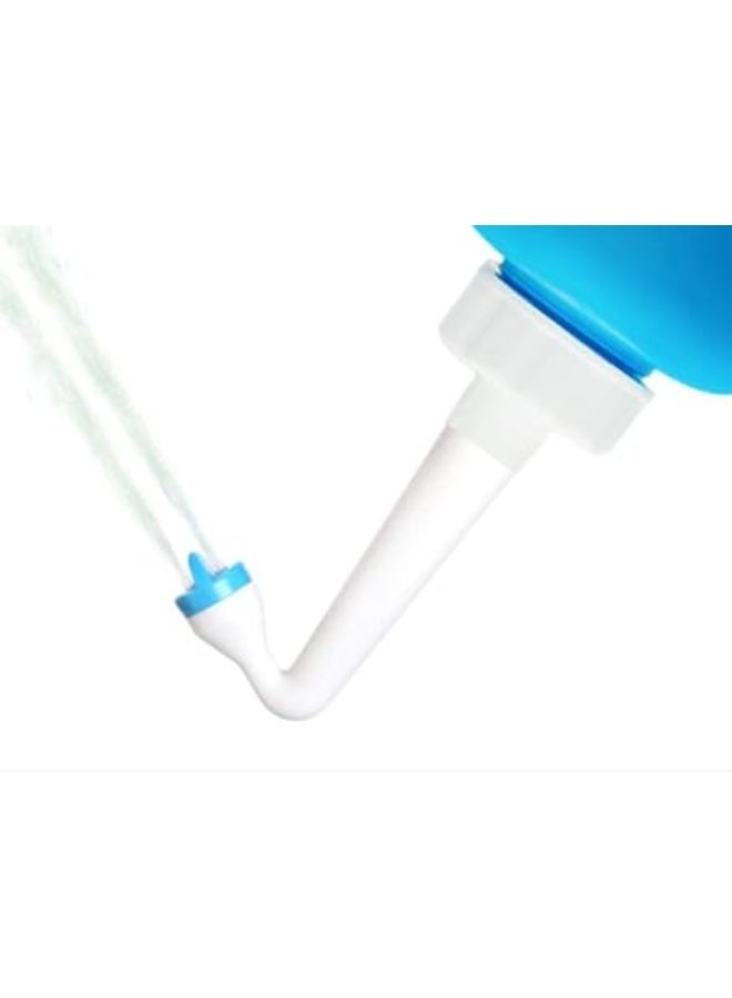 Portable travel bidet 650ml – manual squeeze bottle for personal hygiene and cleaning while traveling - Image 2