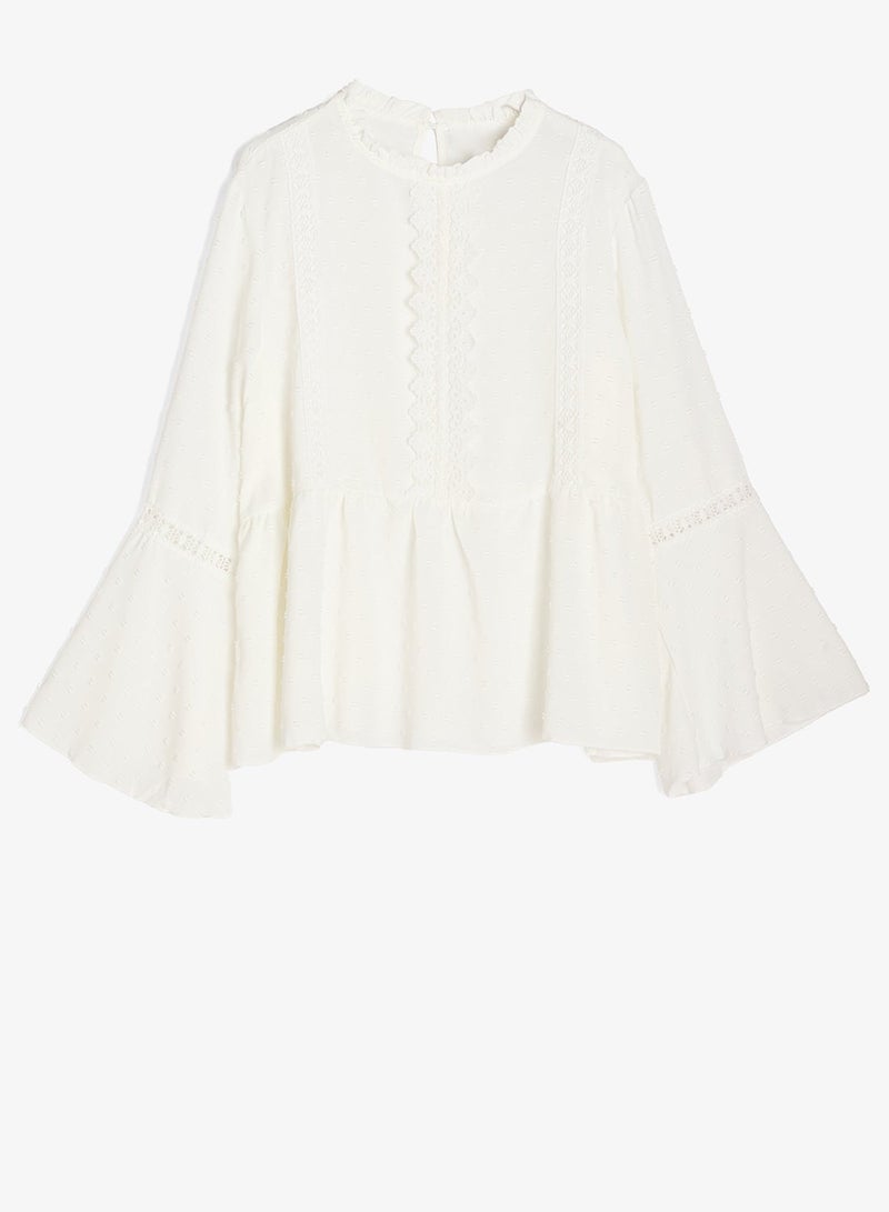 جينجر بلس بلوزة مطرزة بياقة عالية بوهيمية - Image 2