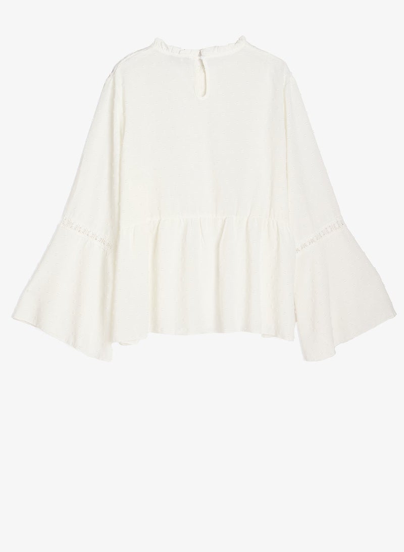 جينجر بلس بلوزة مطرزة بياقة عالية بوهيمية - Image 3