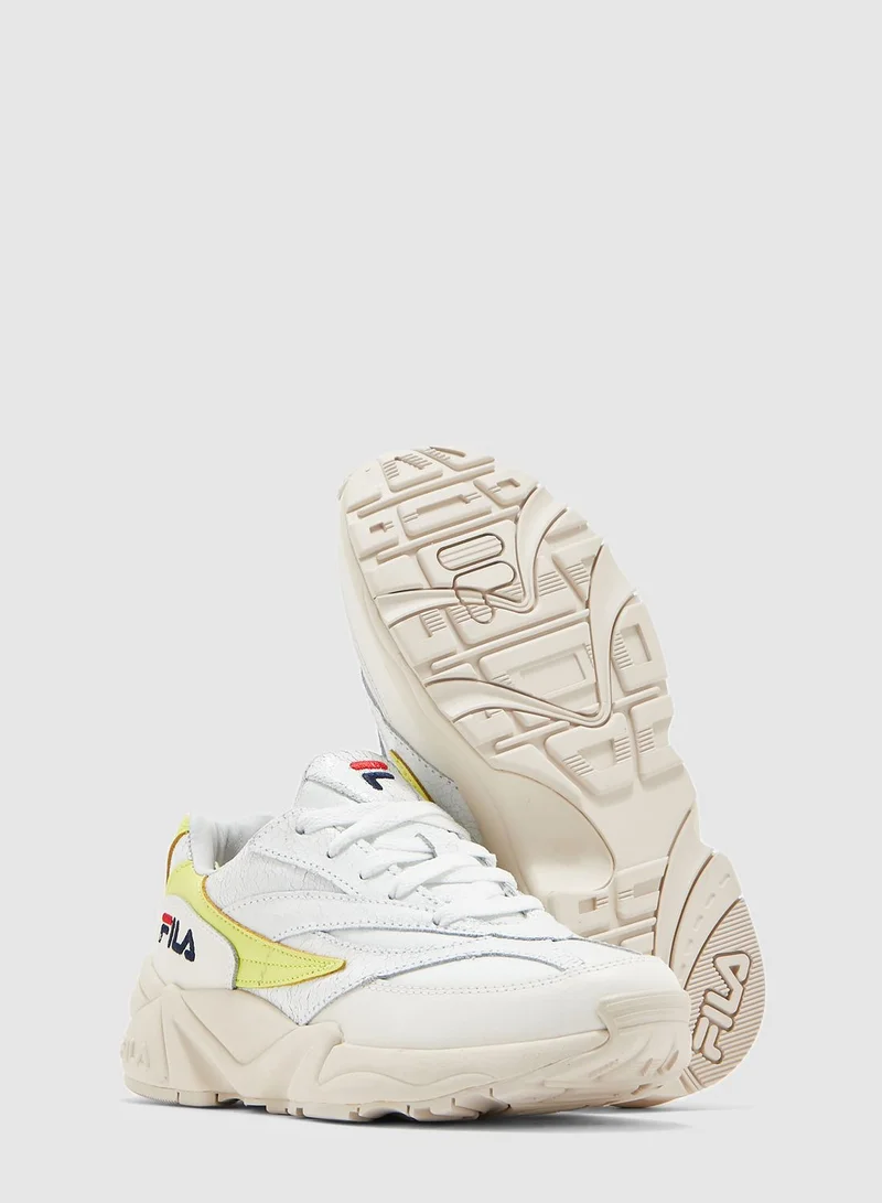 FILA V94M Low Top Sneakers