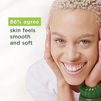 Simple Kind to Skin Moisturising Facial Wash 150 ml - Image 4