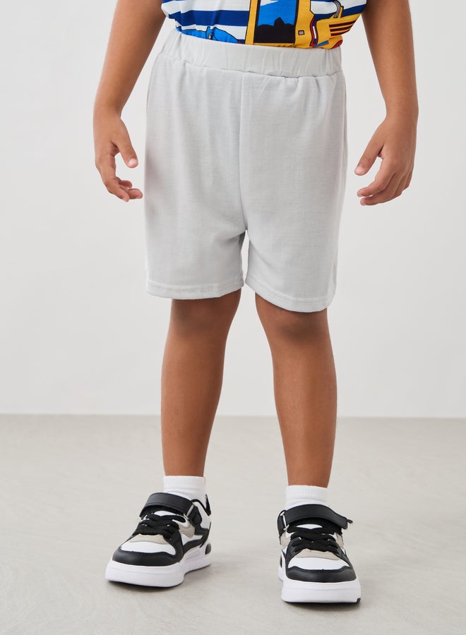 Styli Graphic Print Round Neck T-Shirt and Shorts Set  - Image 5