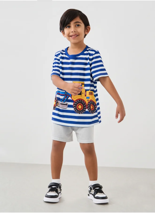 Styli Graphic Print Round Neck T-Shirt and Shorts Set
