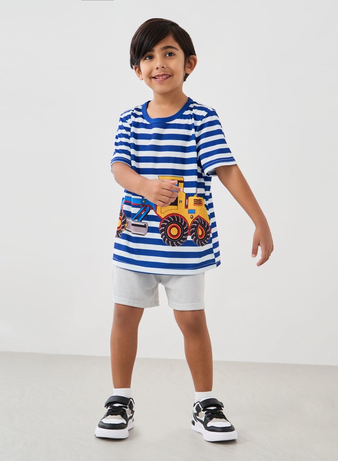 Styli Graphic Print Round Neck T-Shirt and Shorts Set  - Image 1
