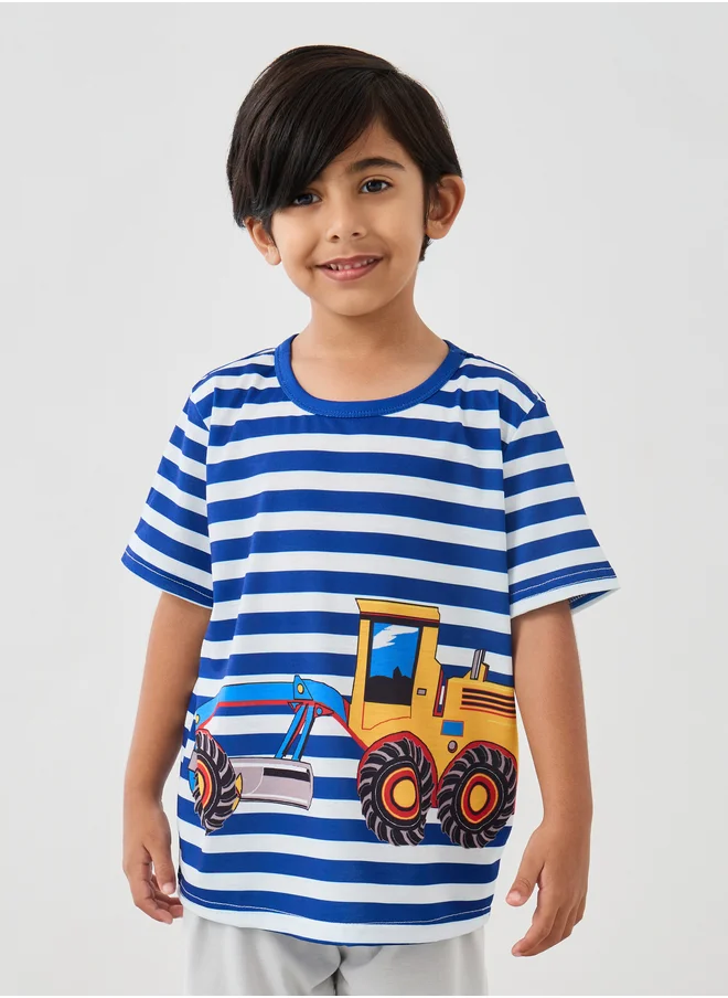Styli Graphic Print Round Neck T-Shirt and Shorts Set
