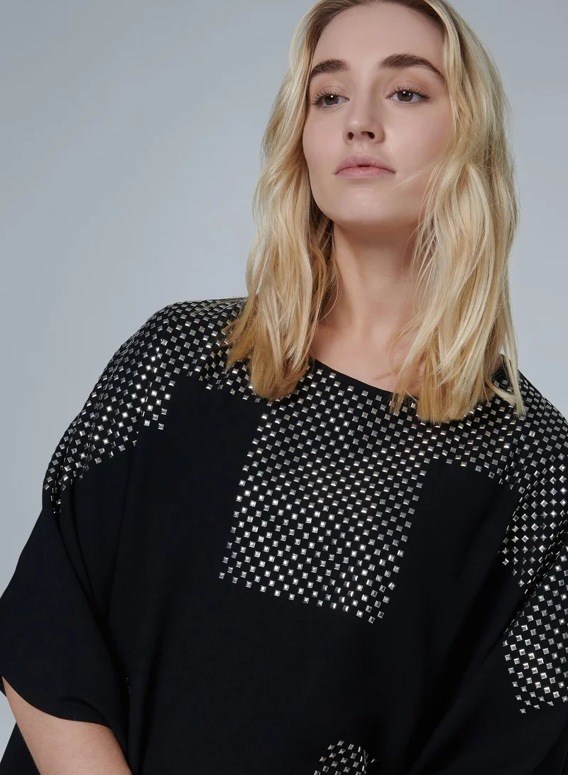 leem Geometric Studded Kaftan