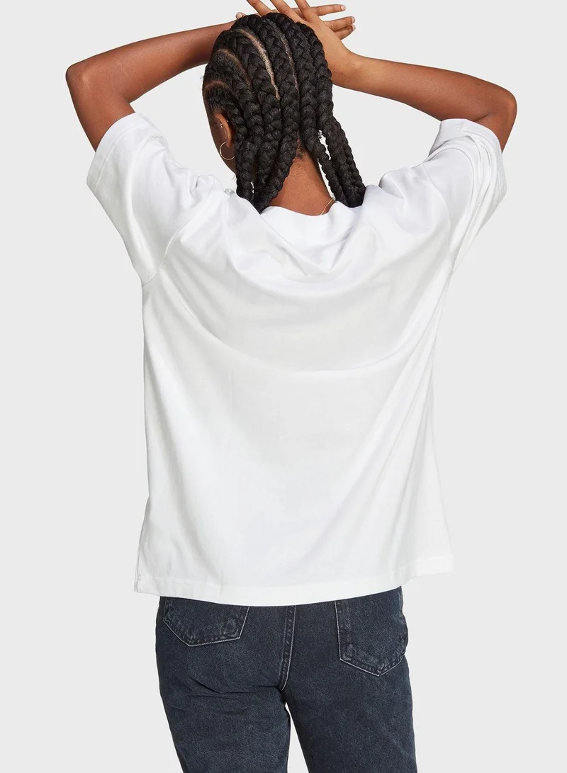 اديداس تي شيرت دبليو اف اي بوس بي اف