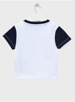 GUESS Kids Printed T-Shirt & Knit Denim Shorts Set  - Image 3