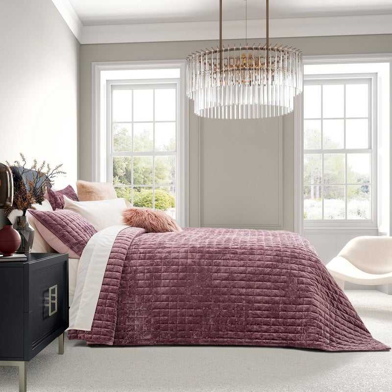 RECYCO Luxury Velvet Quilt Set King Size, Lightweight Velvet Comforter Set, Oversized Bedspread Coverlet Quilted Bedding Set, with 2 Matching Pillow Shams, for All Season, Dusty Mauve Pink - Image 3