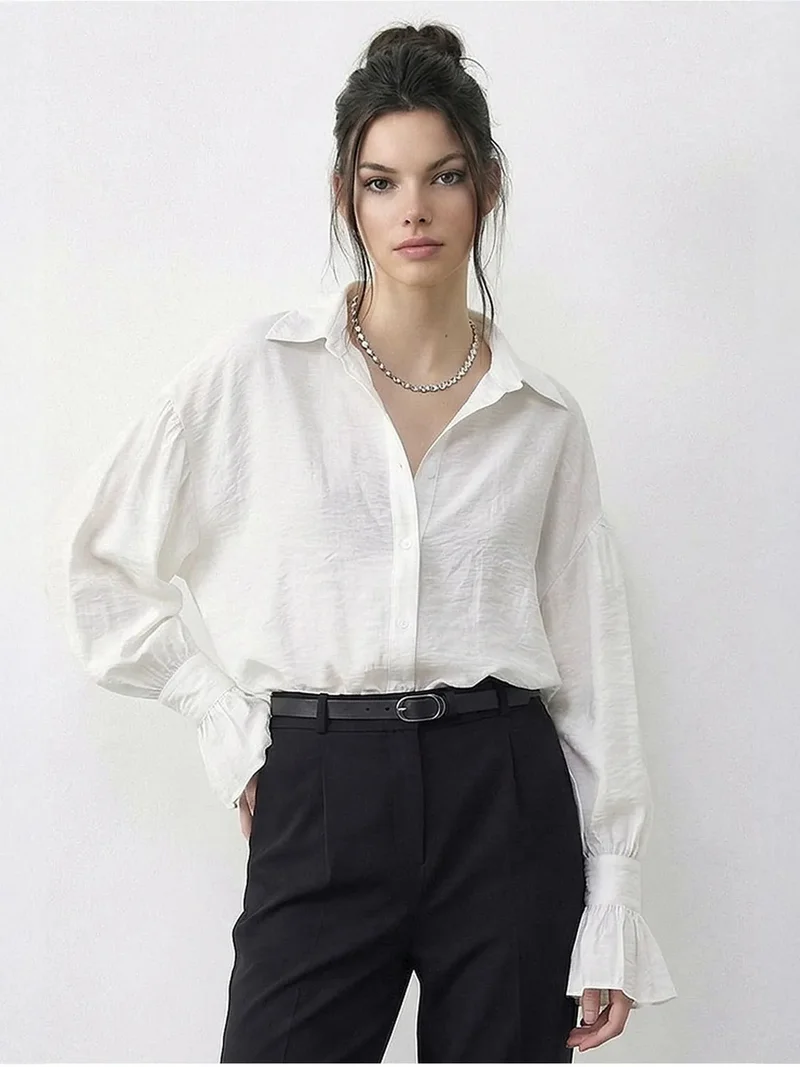 بيانكو لوتشي LUCCI Oversized Frilly Button-Up Shirt