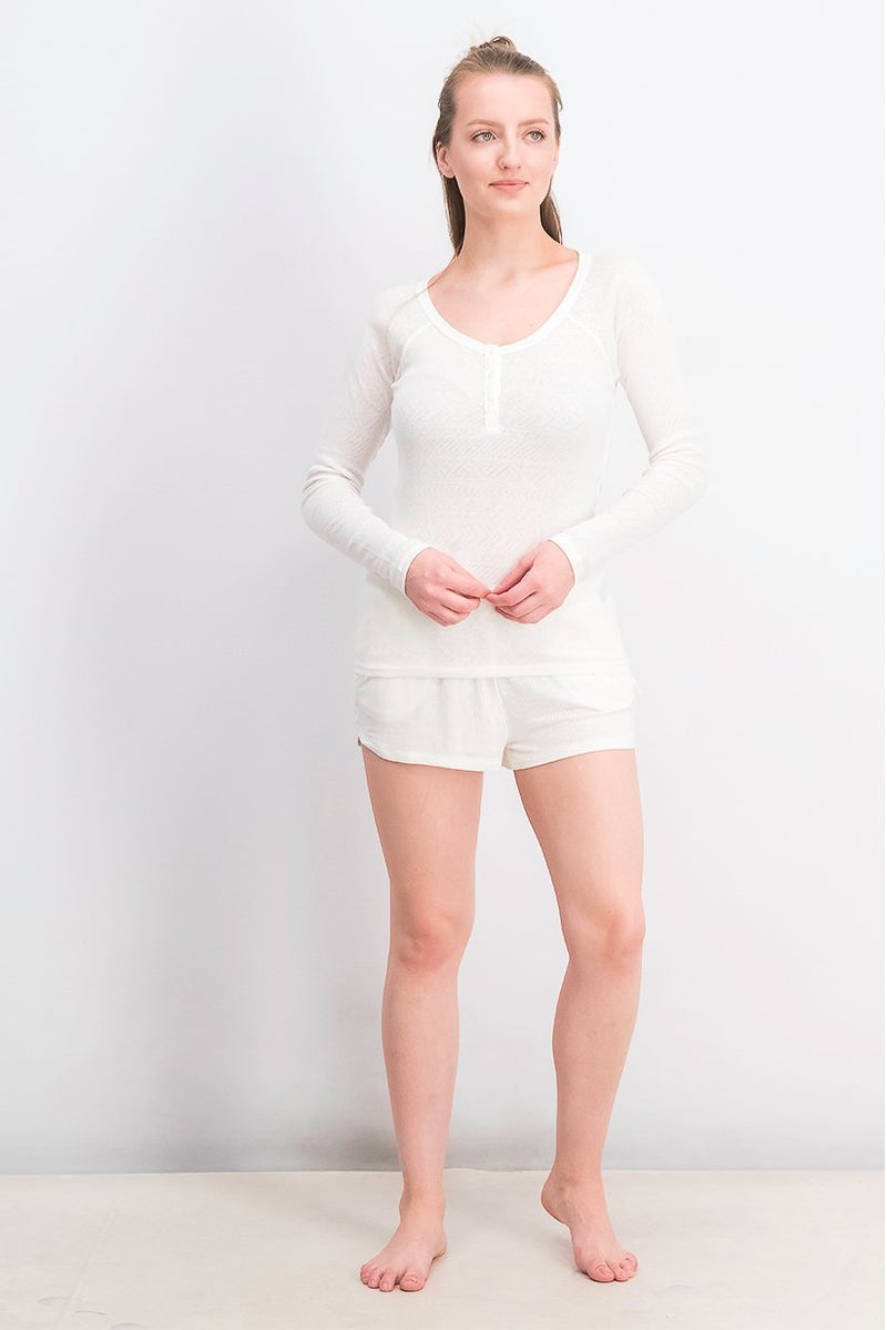 UNDIZ Women Round Neck Long Sleeve Textured Top, White - Image 2