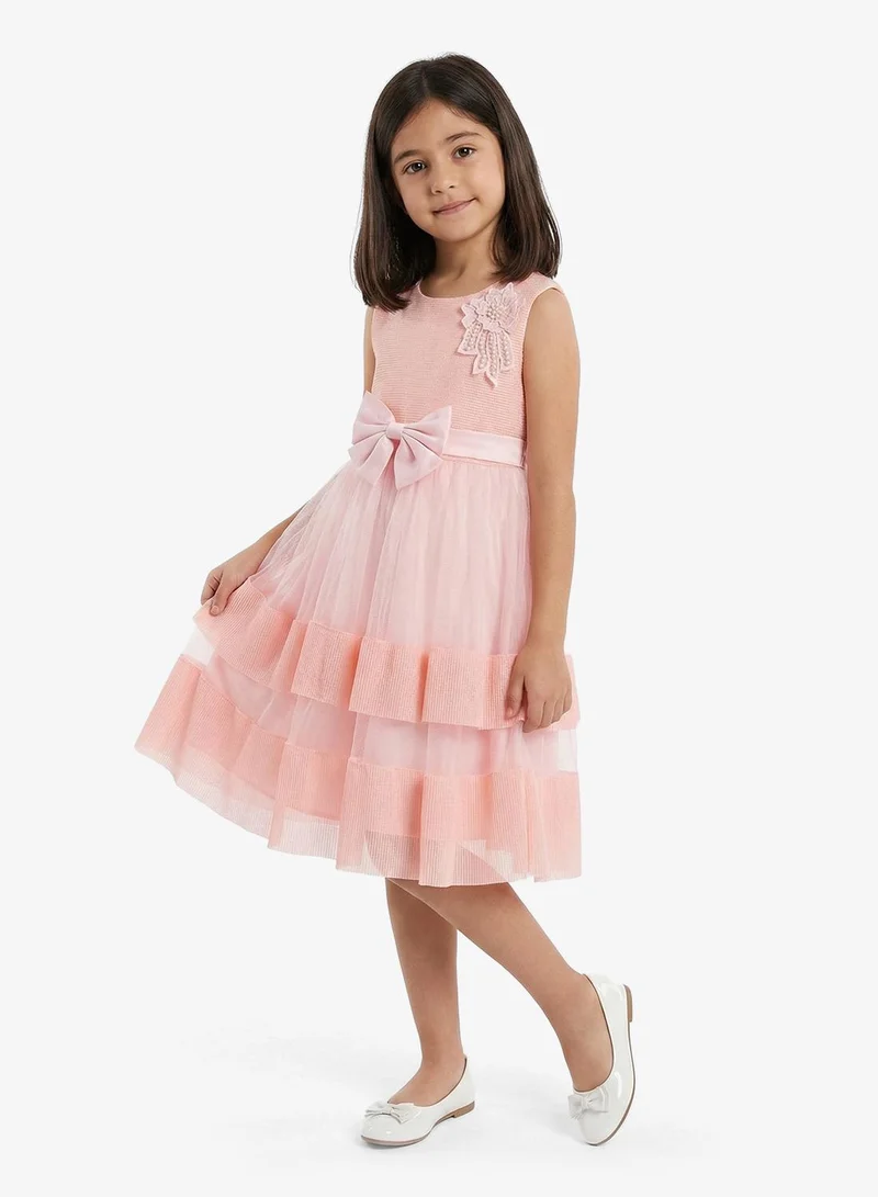 بنياتا فستان بفيونكة للمناسبات