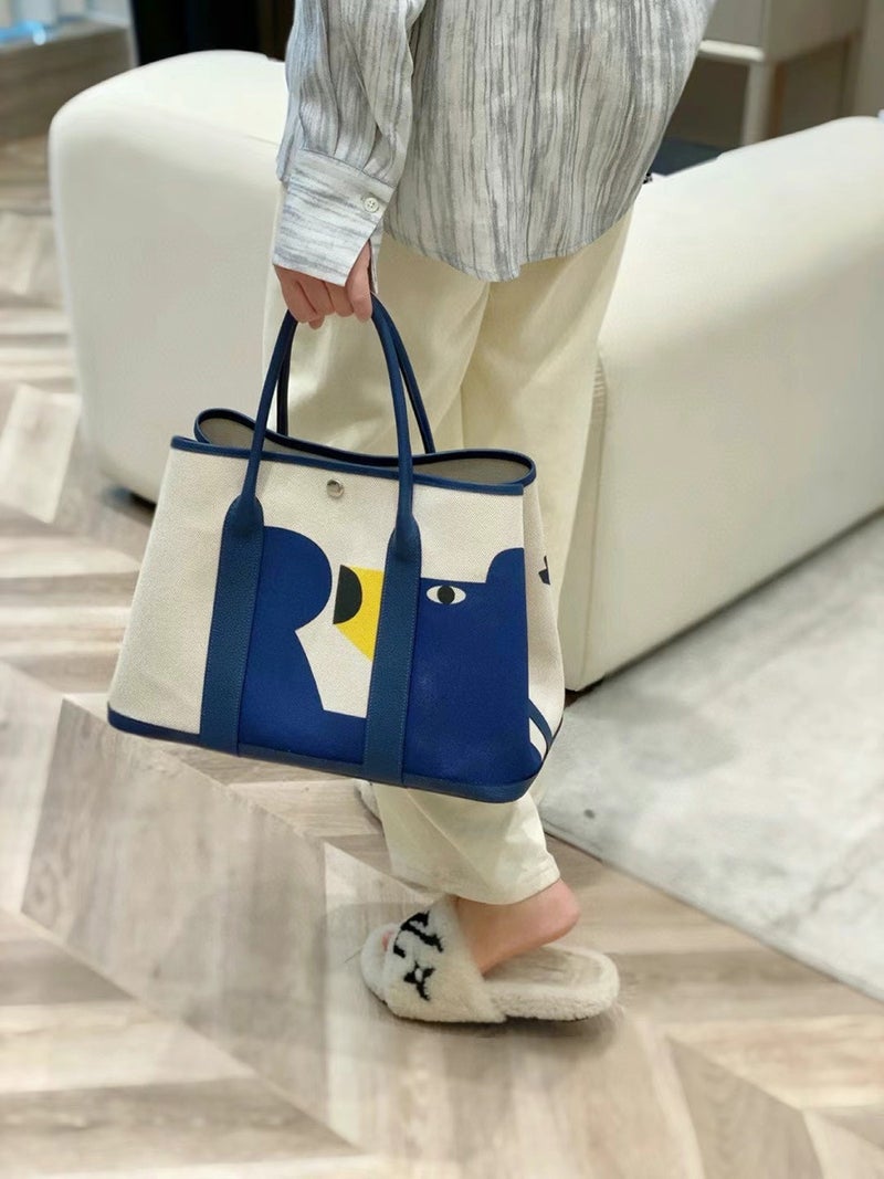 Graffiti Painted Canvas Patchwork Garden Bag Leather Top Layer Cowhide Women'S Handbag - Image 4