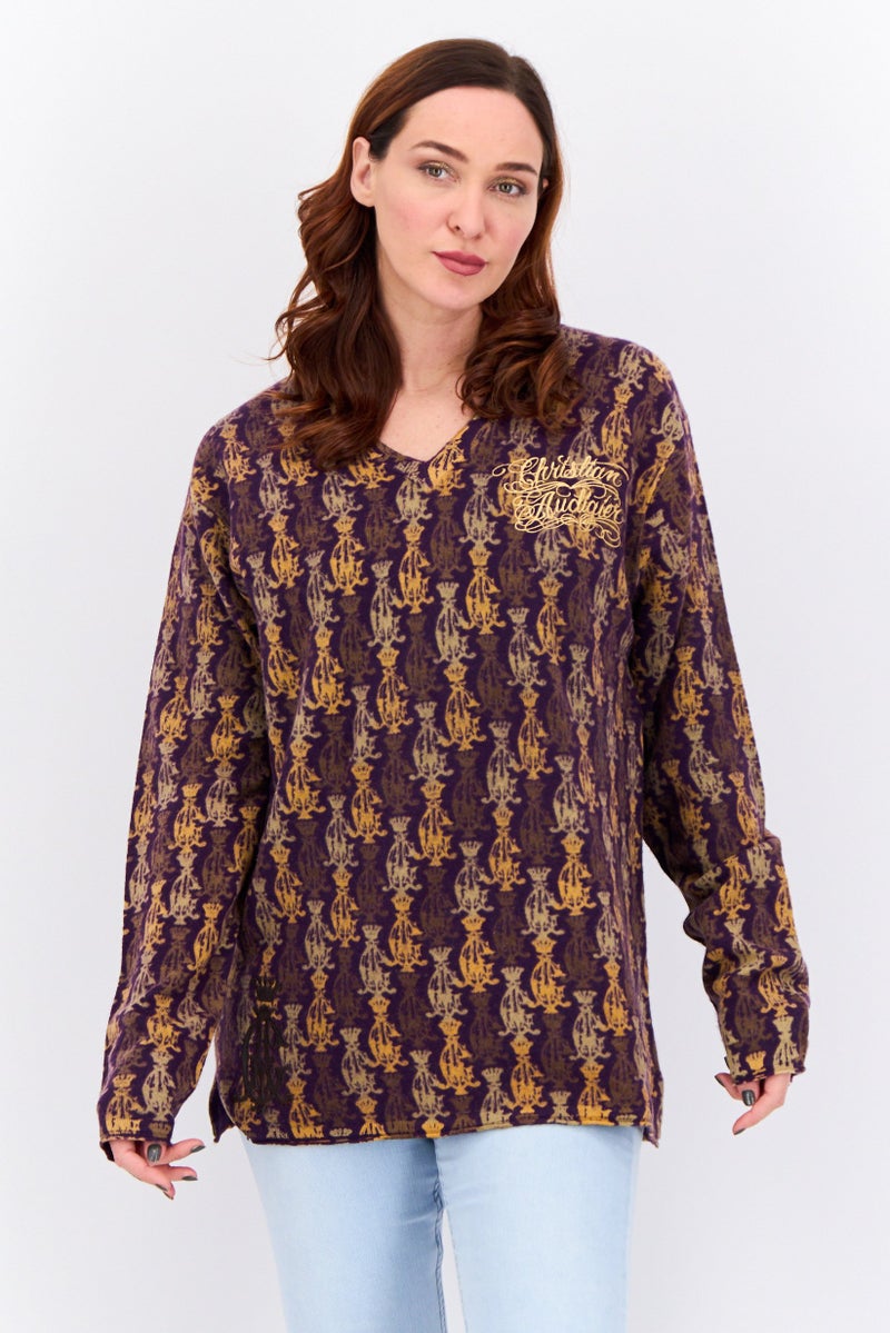 Ed Hardy سويت شيرت نسائي بياقة على شكل V بطبعة شاملة، مجموعة بنفسجية - Image 1