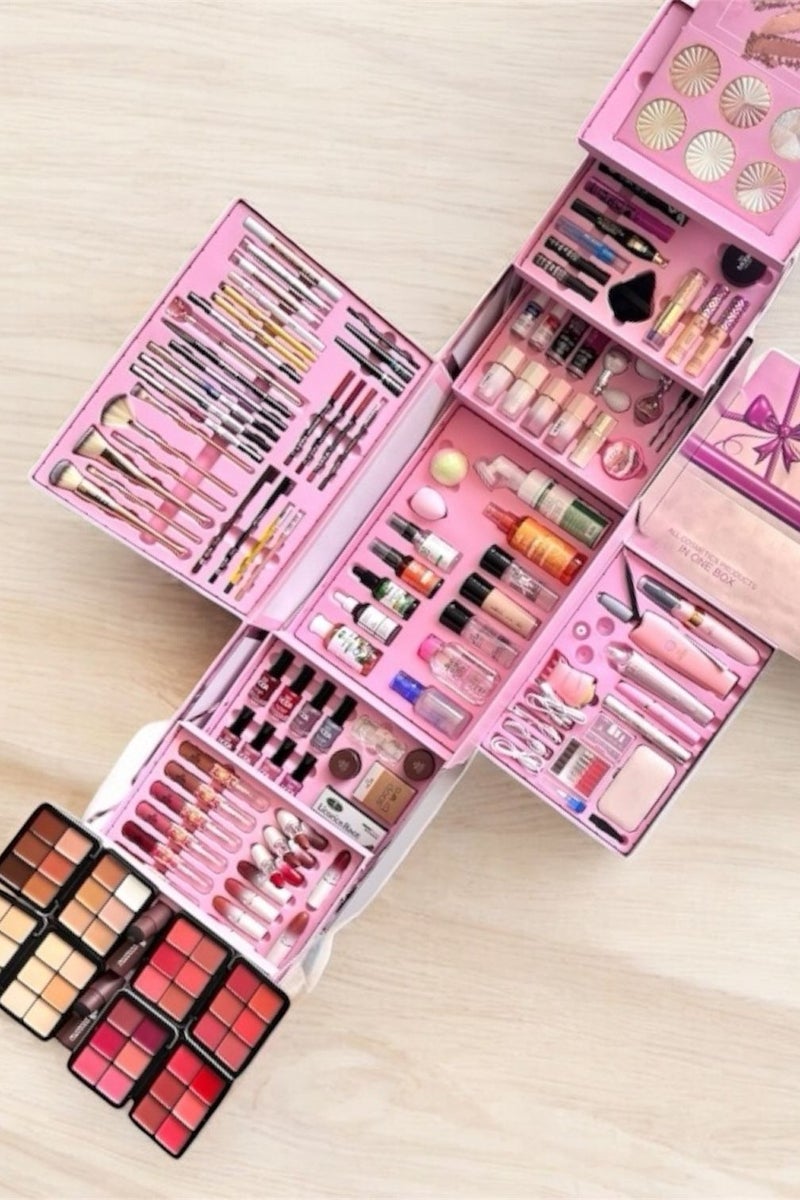 مودا بكس موده المطور – 140 قطعة متكاملة لمكياج وعناية لا مثيل لها - Image 2