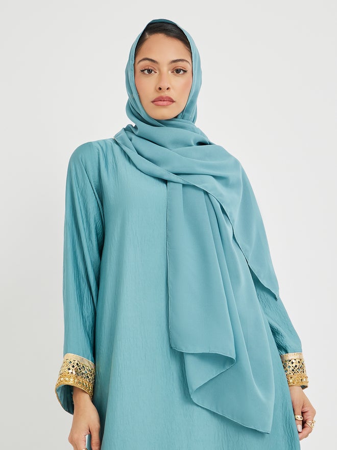 Styli Amirah Crinkled Lace Hem Wide Sleeves Jalabiya  - Image 4