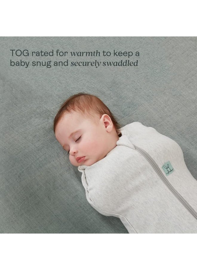 ergoPouch 0.2 Tog Baby Sleep Sack 0 3 Months Baby Sleeping Sack For Warm And Cozy Nights Swaddle Sack Baby Keeps Calm And Relaxed Blush Leaf  - Image 3