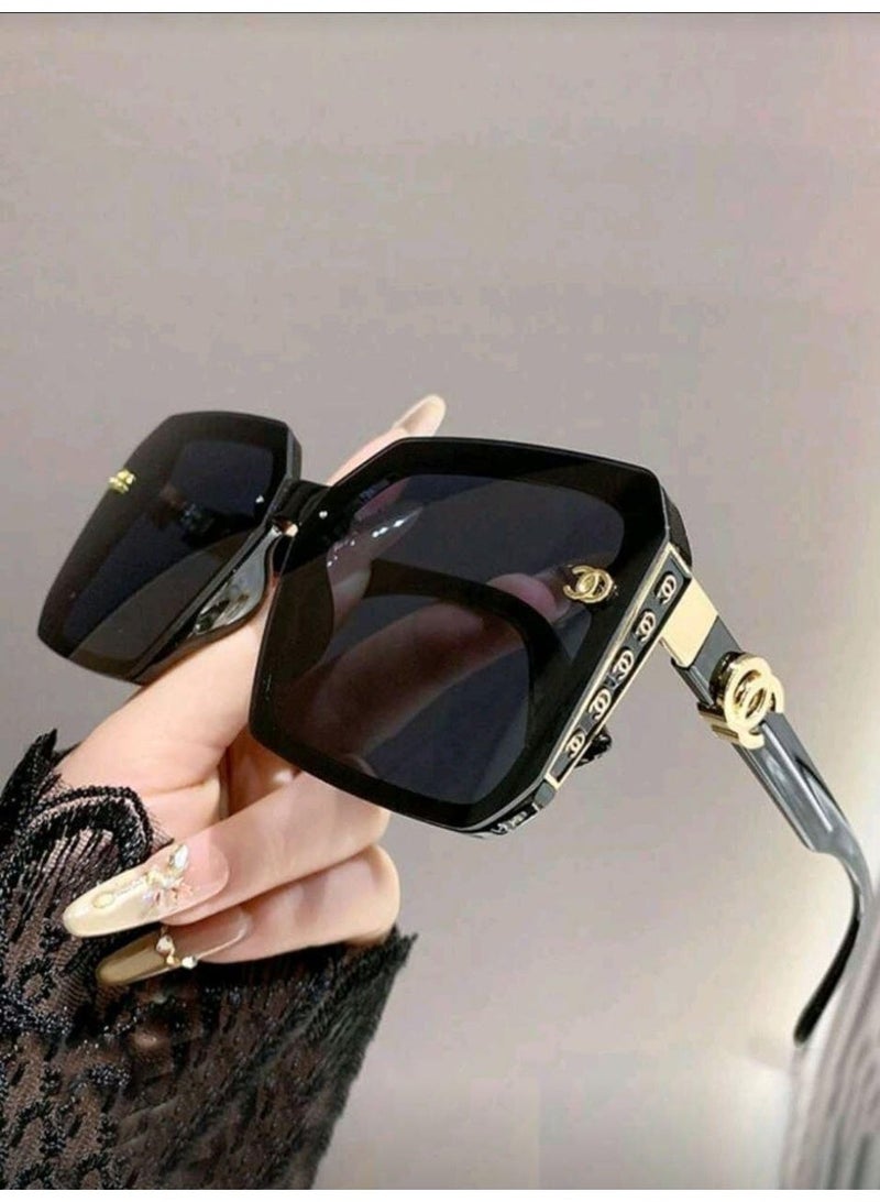 Shein Women Casual Vintage Square Oversized Fashion Sunglasses - Image 4