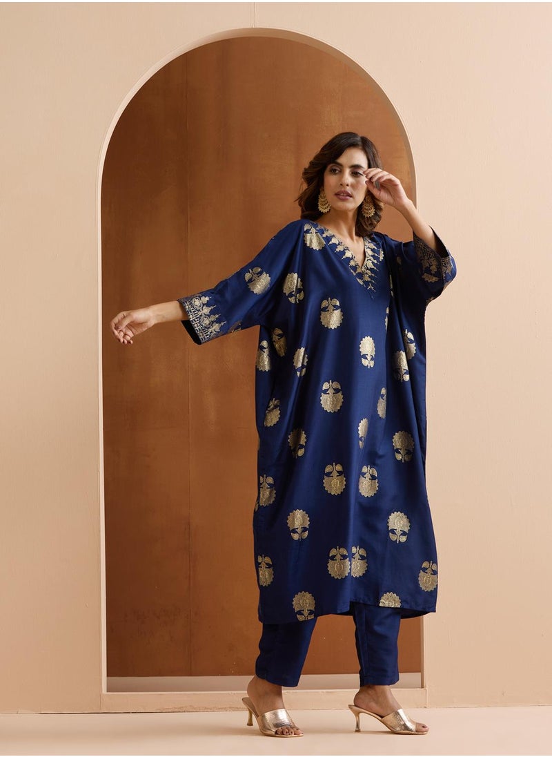 ISHIN Women's Navy Polyester Blend Embellished Tunic Full Length Palazzo Straight Fit Kurta Set  - Image 3