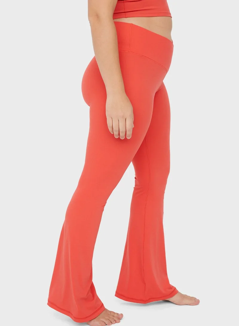 آري من امريكان ايجل High West Flared Leggings
