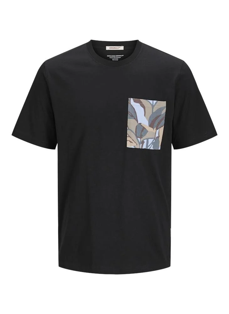 جاك اند جونز Jortavira Aop Pocket Crew Neck T-Shirt