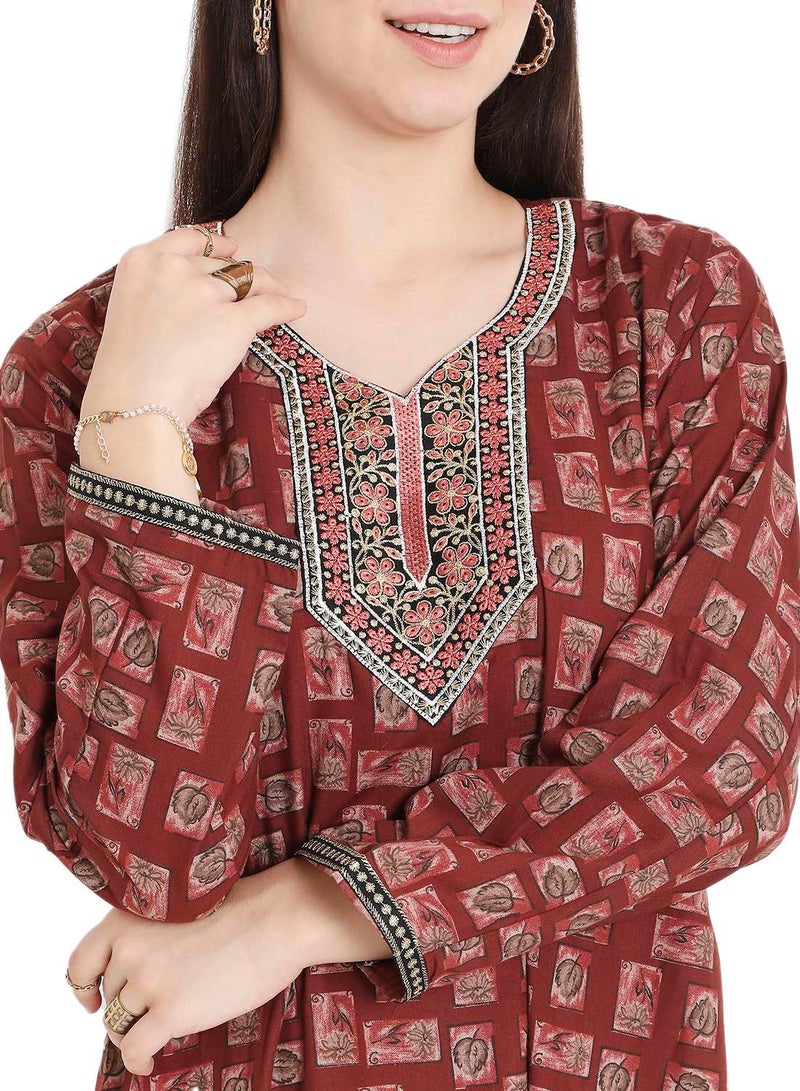 هانا آند سارا جلابية مطبوعة بتطريز خيوط فريد للملابس اليومية الكاجوال - Image 3