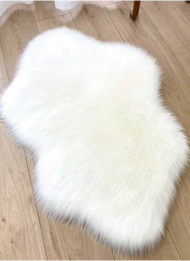 Modern Handmade Silky Soft Sheepskin Floor Mat For home Bedroom White 90 x 130cm - pzsku/Z25161FC1661618E676E8Z/45/_/1735355446/e50b5724-4182-4ce8-a5fb-ba5059860e6e