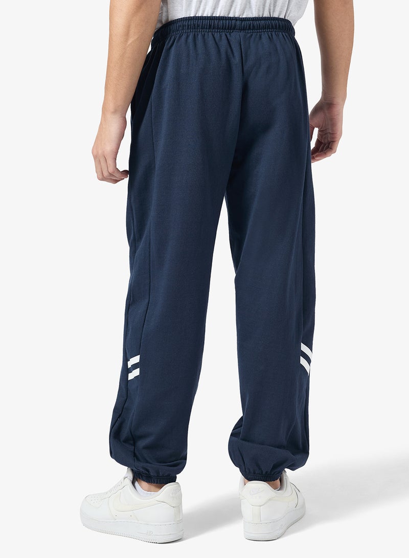 سفنتي فايف بيسيكس بنطلون رياضي فضفاض بخصر مطاطي من نيويورك - Image 3