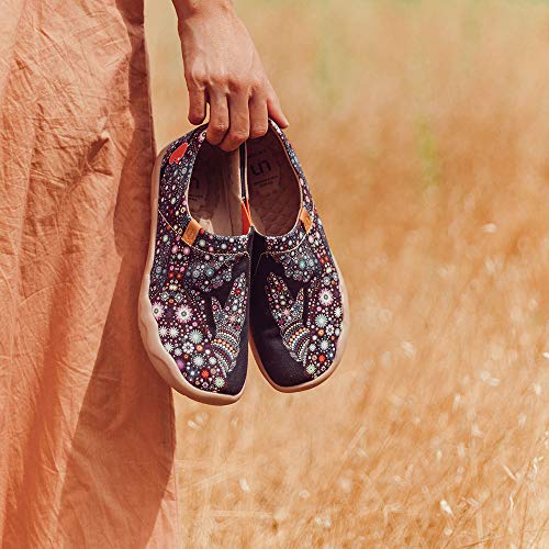 UIN Casual Women's Sneaker Art Painted Canvas Lightweight Slip-On Black Ladies Comortable Travel Shoes (Pray for Goodness, 8.5) - Image 3