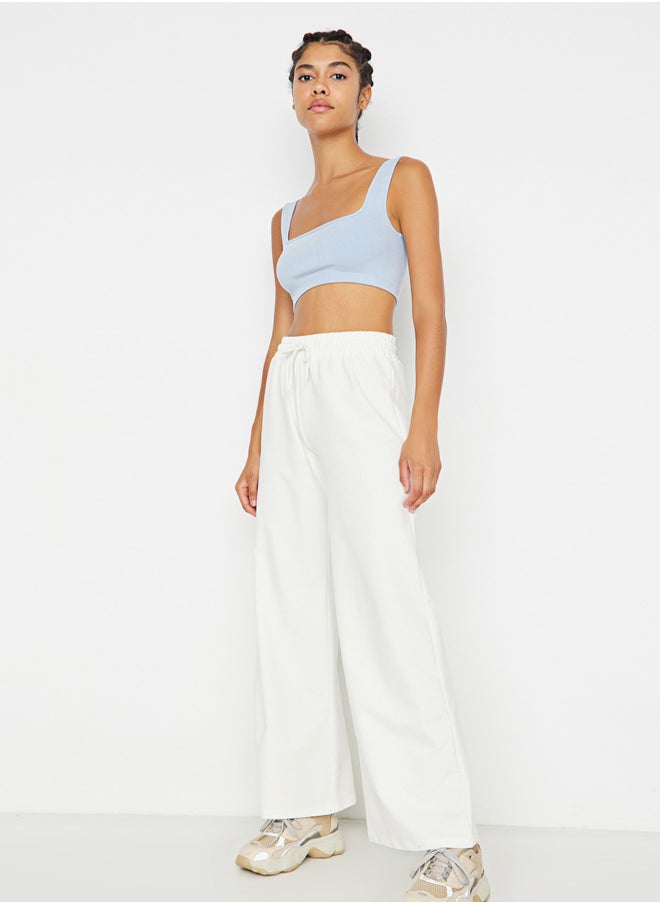 trendyol Ecru Wide Leg Thin Knitted Sports Sweatpants TWOAW22EA0053  - Image 2
