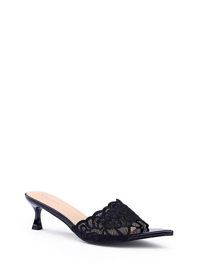 أيقون صندل نسائي بكعب مدبب بنقشة دانتيل