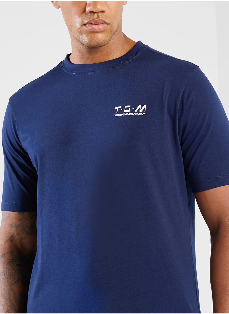 ذا جيفينج موفمنت Regular Fitted T-Shirt