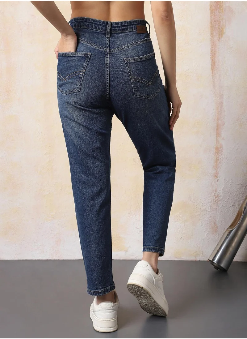 HIGH STAR Stay effortlessly stylish with this comfortable Blue Mom Jeans Washed design crafted from 98% cotton and 2% elastane with Button closure.