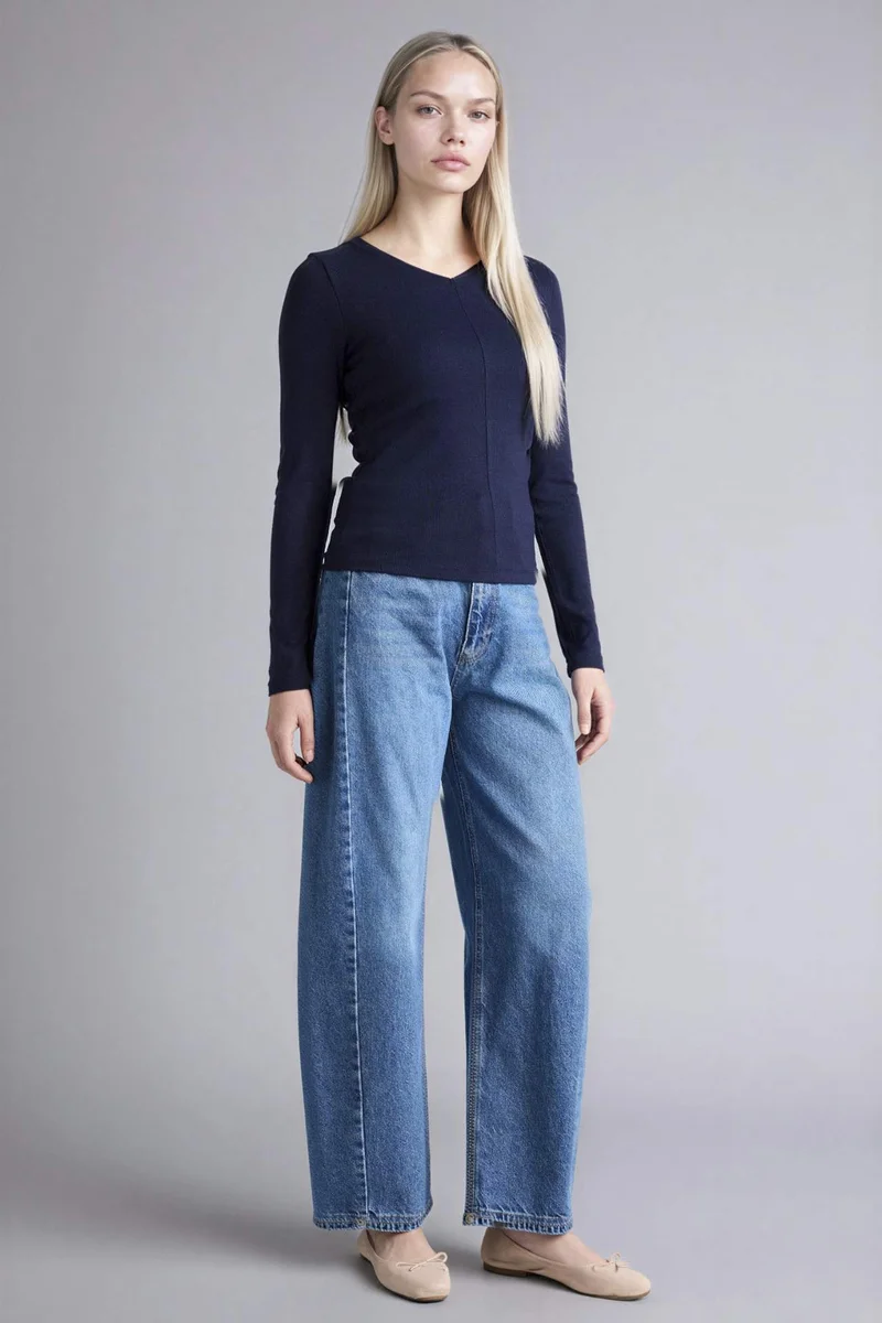 ديفاكتو Slim Fit Basic Modal T-Shirt